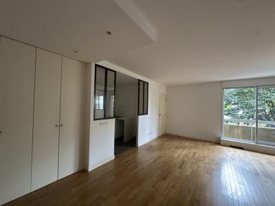 For rent Neuilly-sur-seine 2 rooms 50 m2 Hauts de Seine (92200) photo 3