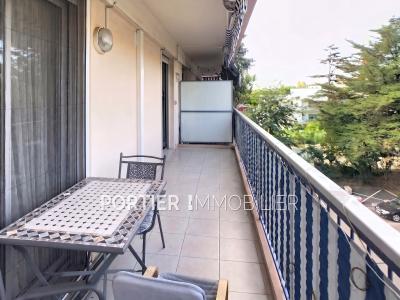 Louer Appartement 59 m2 Antibes
