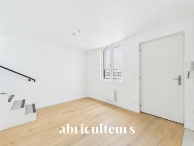 Acheter Appartement Paris-18eme-arrondissement 382500 euros