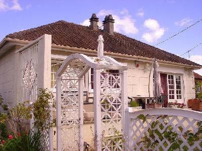 For sale Champagne-sur-oise 4 rooms 85 m2 Val d'Oise (95660) photo 0