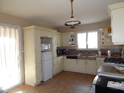 For sale Florensac HORS CENTRE 5 rooms 116 m2 Herault (34510) photo 2