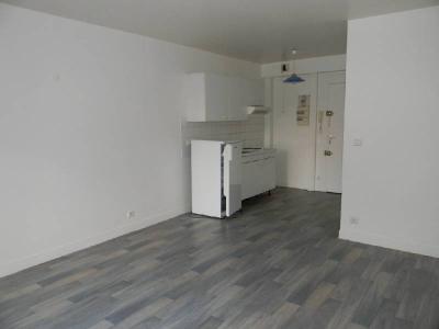 For sale Mennecy 1 room 28 m2 Essonne (91540) photo 2