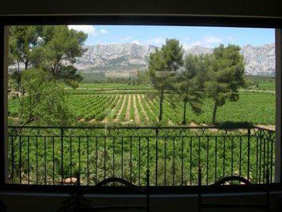 Vacation rentals Chateauneuf-le-rouge 7 rooms 270 m2 Bouches du Rhone (13790) photo 1